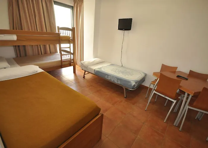 Montegorbea Апартаменти