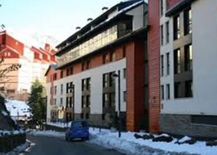 Montegorbea Апартаменти *