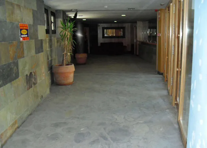 Апартаменти Montegorbea